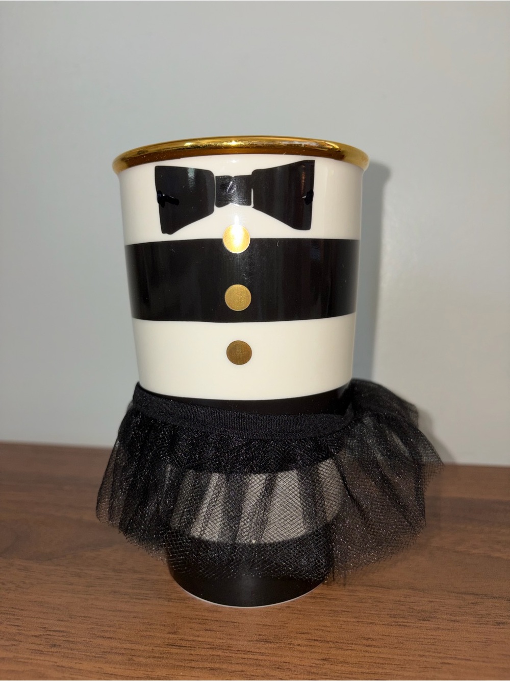 Starbucks Alice Olivia Ceramic Traveler Tumbler 2013 Tuxedo Mug Skirt Tutu 12 Oz